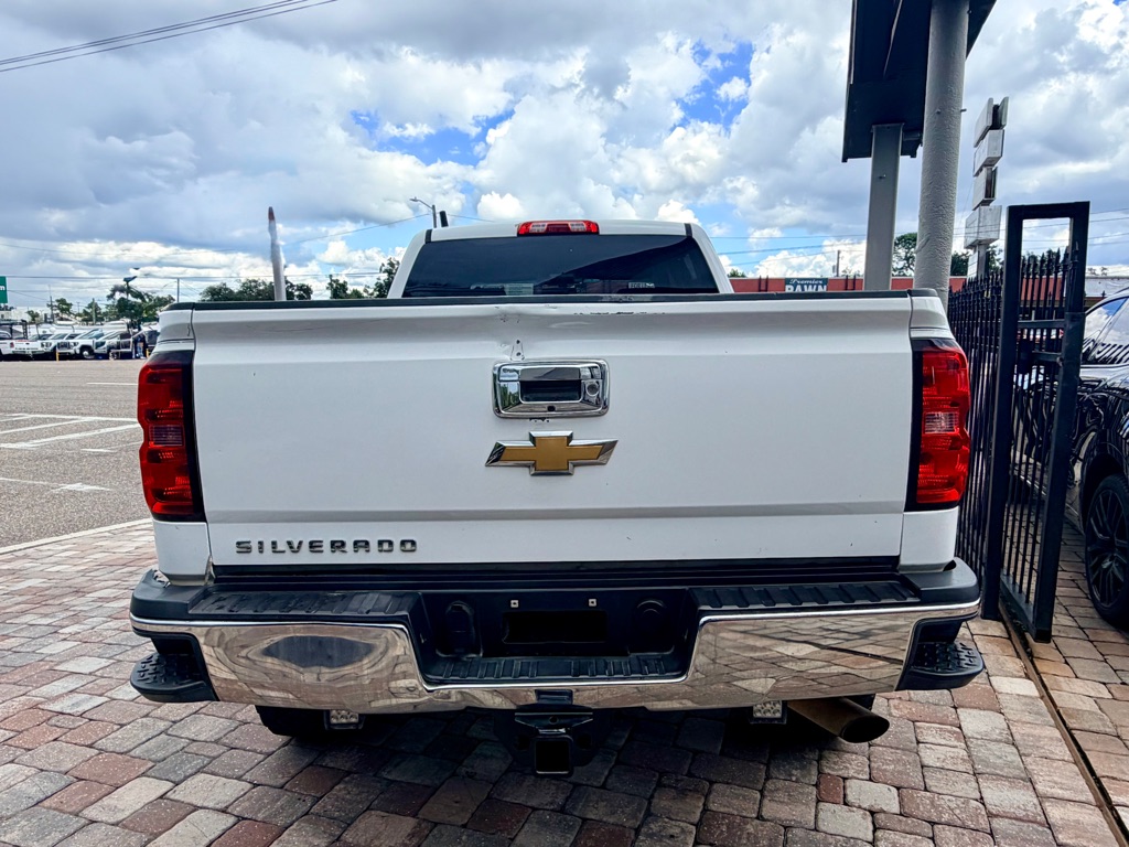 Photo 8 of this CHEVROLET SILVERADO 2500