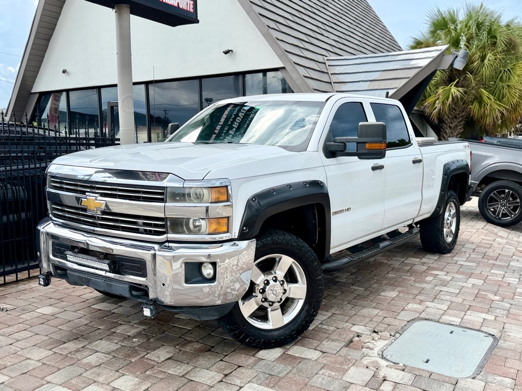 Photo 21 of this CHEVROLET SILVERADO 2500
