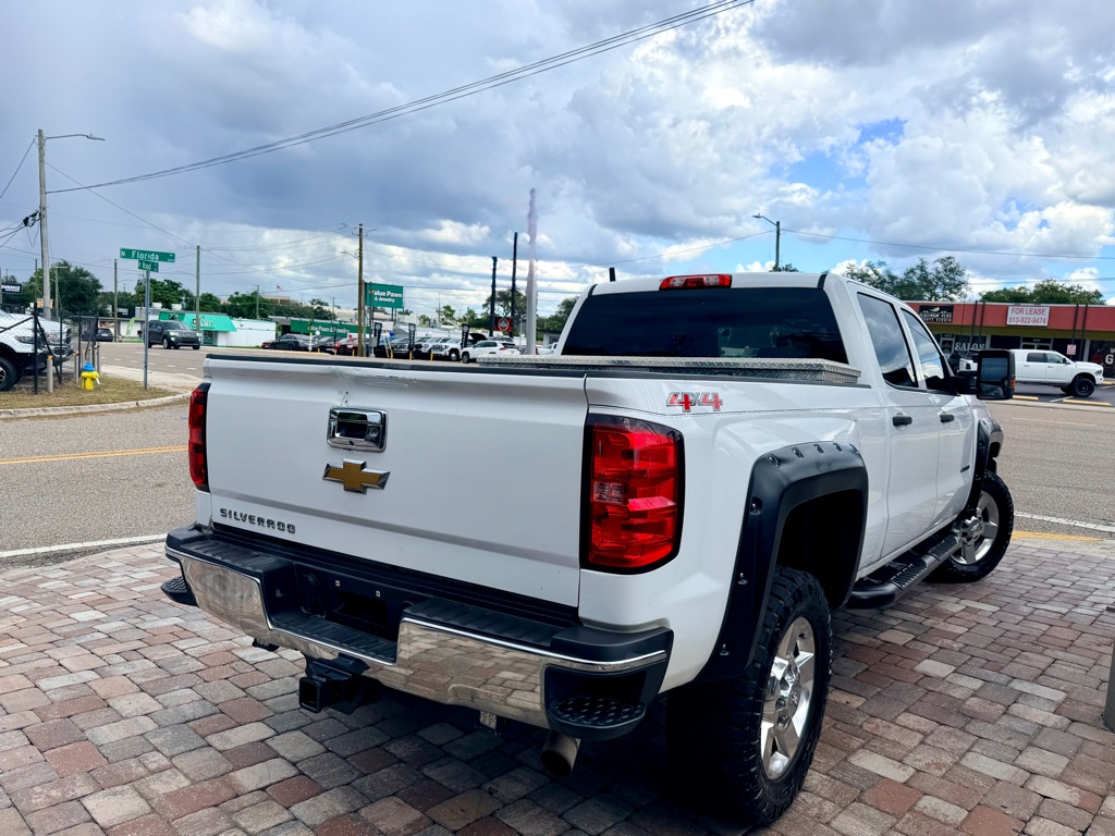 Photo 24 of this CHEVROLET SILVERADO 2500