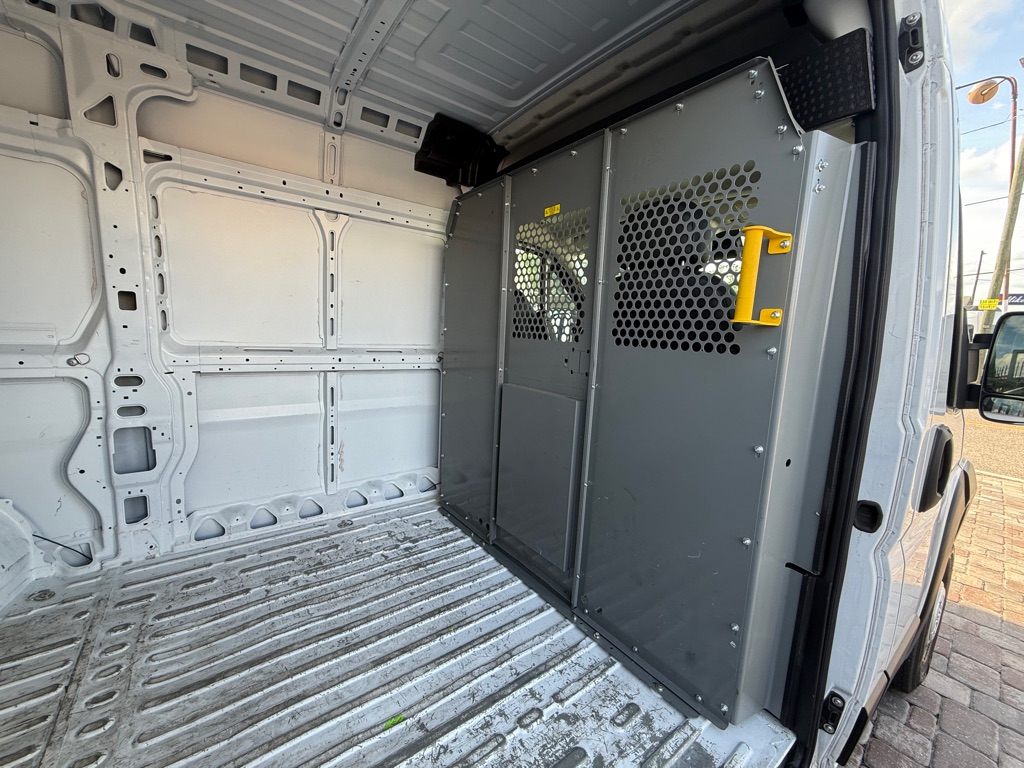 Photo 17 of this RAM PROMASTER 2500
