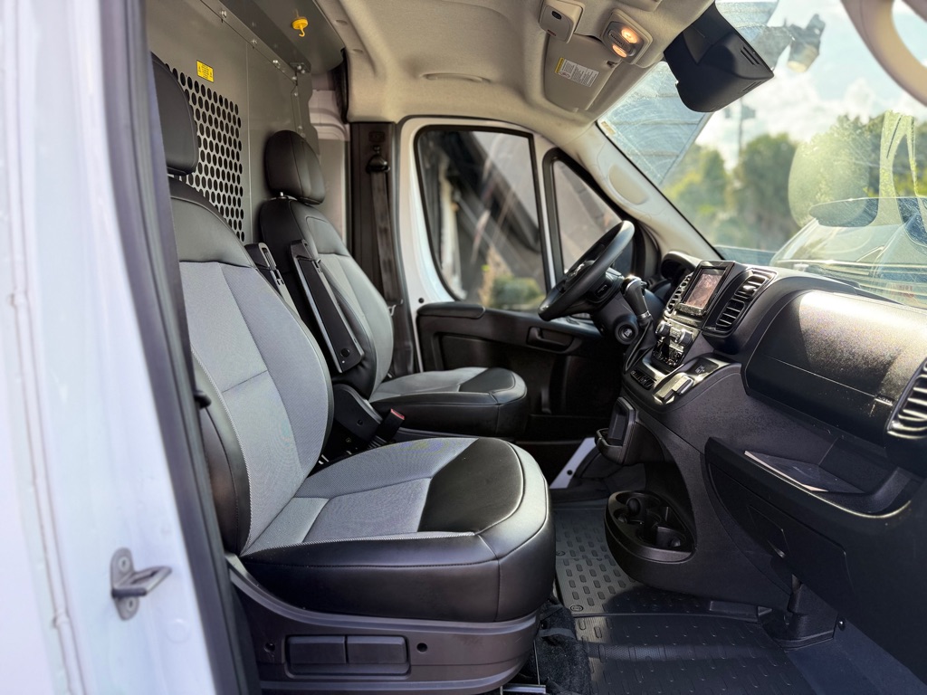 Photo 19 of this RAM PROMASTER 2500
