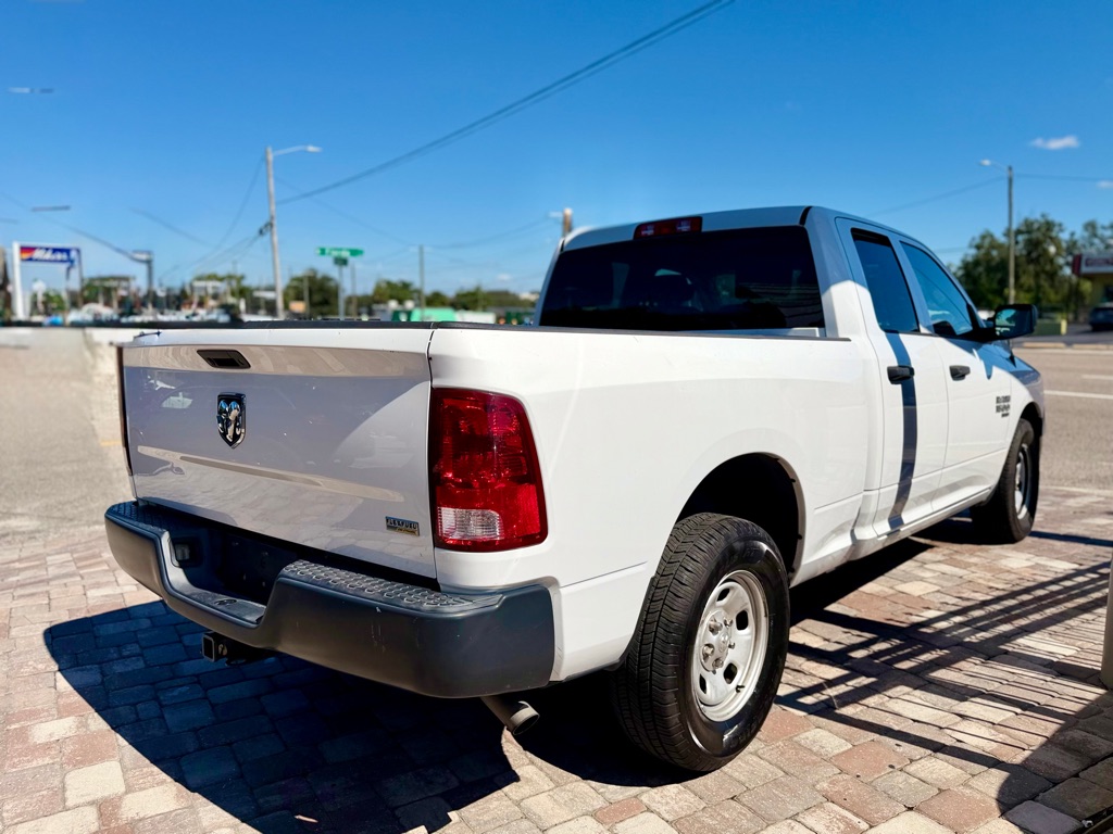 Photo 9 of this RAM 1500 CLASSIC