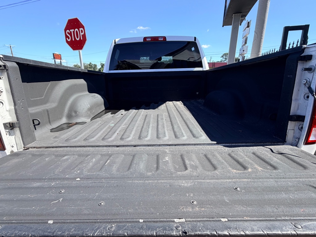 Photo 19 of this RAM 1500 CLASSIC
