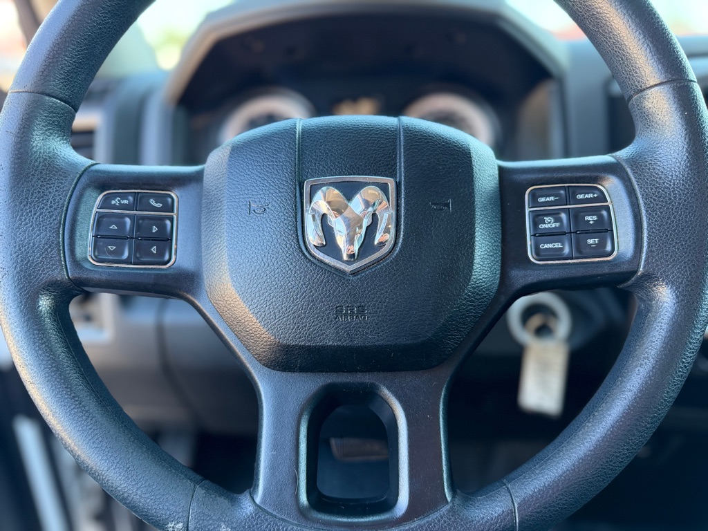 Photo 16 of this RAM 1500 CLASSIC