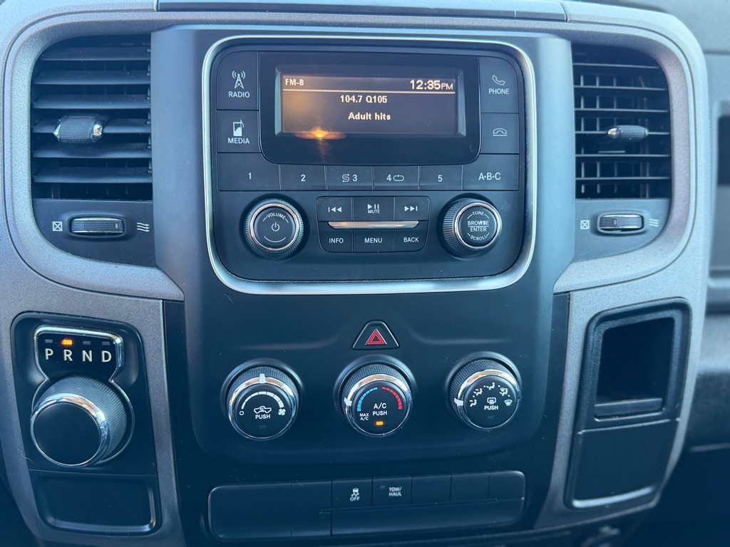 Photo 31 of this RAM 1500 CLASSIC