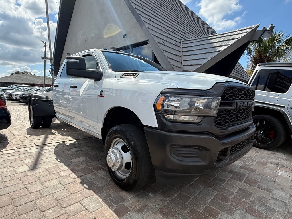Photo 2 of this RAM 3500