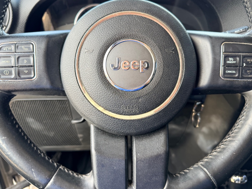 Photo 15 of this JEEP WRANGLER UNLIMI