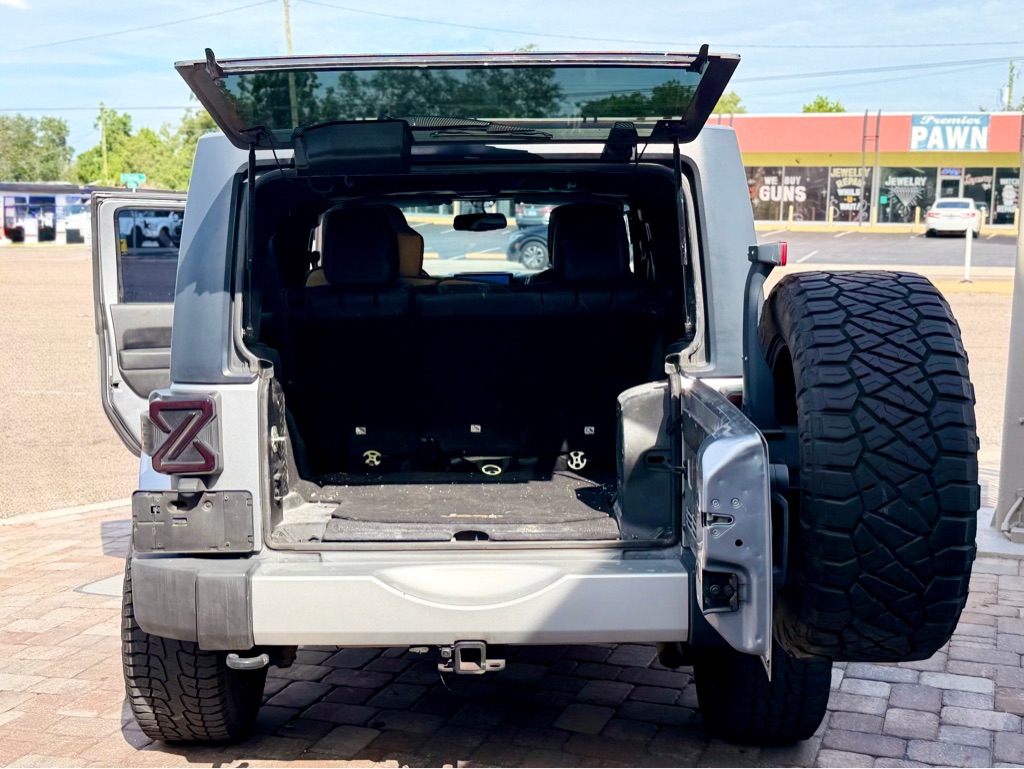 Photo 20 of this JEEP WRANGLER UNLIMI