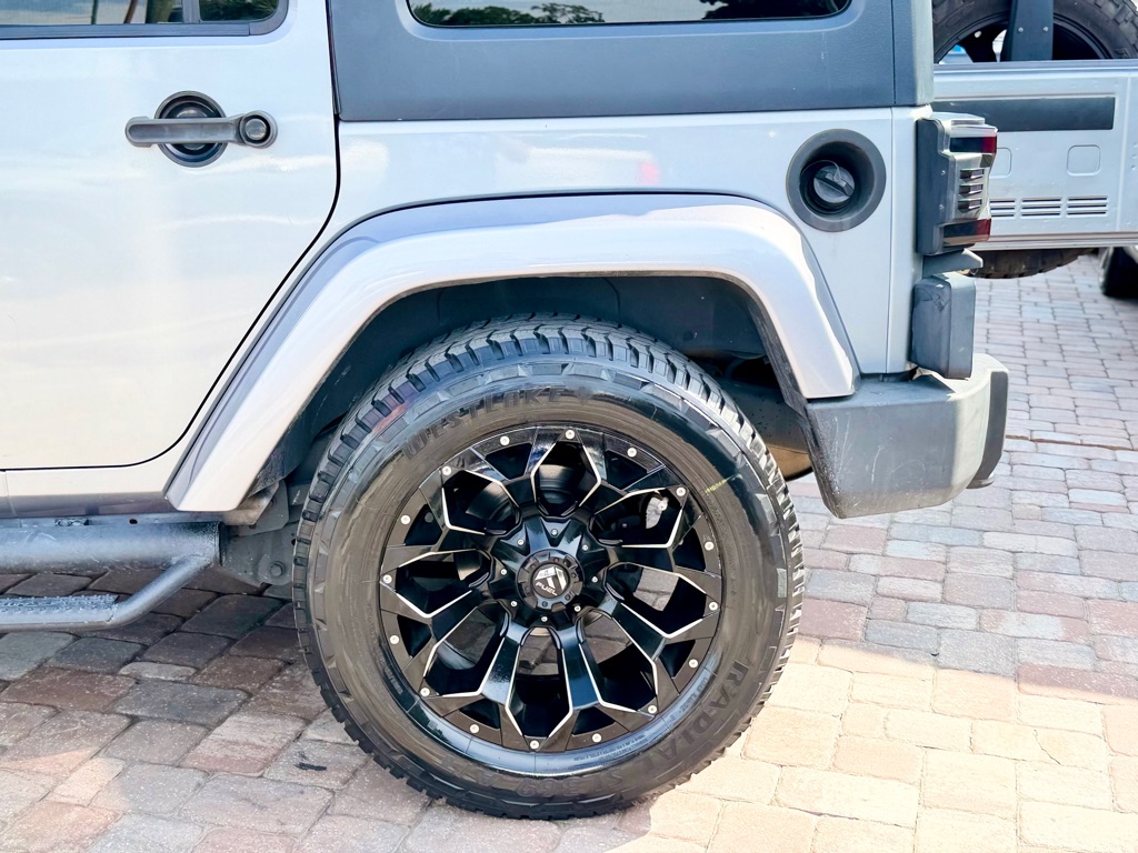 Photo 7 of this JEEP WRANGLER UNLIMI