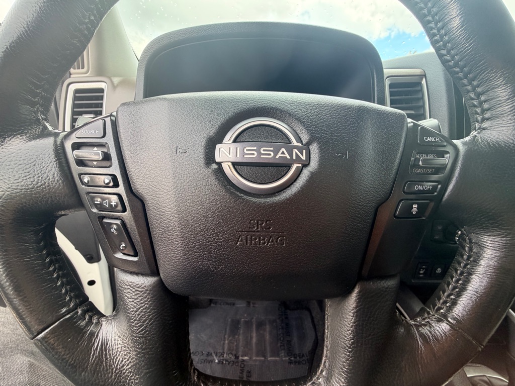 Photo 15 of this NISSAN FRONTIER