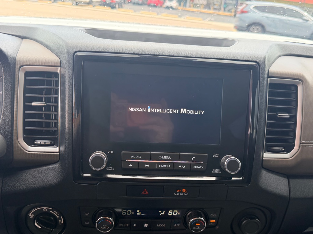 Photo 13 of this NISSAN FRONTIER