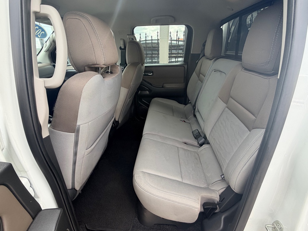 Photo 16 of this NISSAN FRONTIER