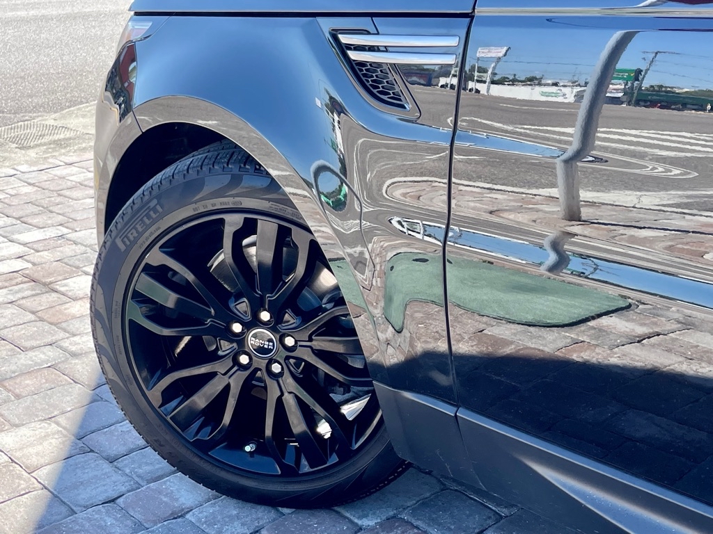 Photo 11 of this LAND ROVER RANGE ROVER SPO