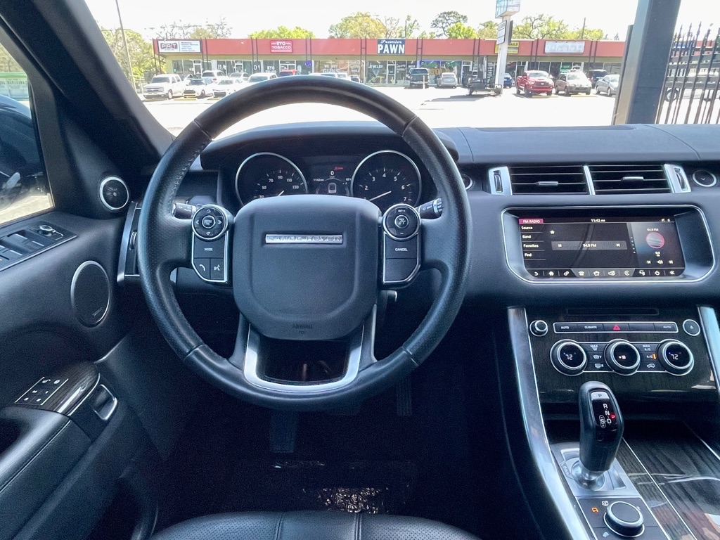 Photo 24 of this LAND ROVER RANGE ROVER SPO