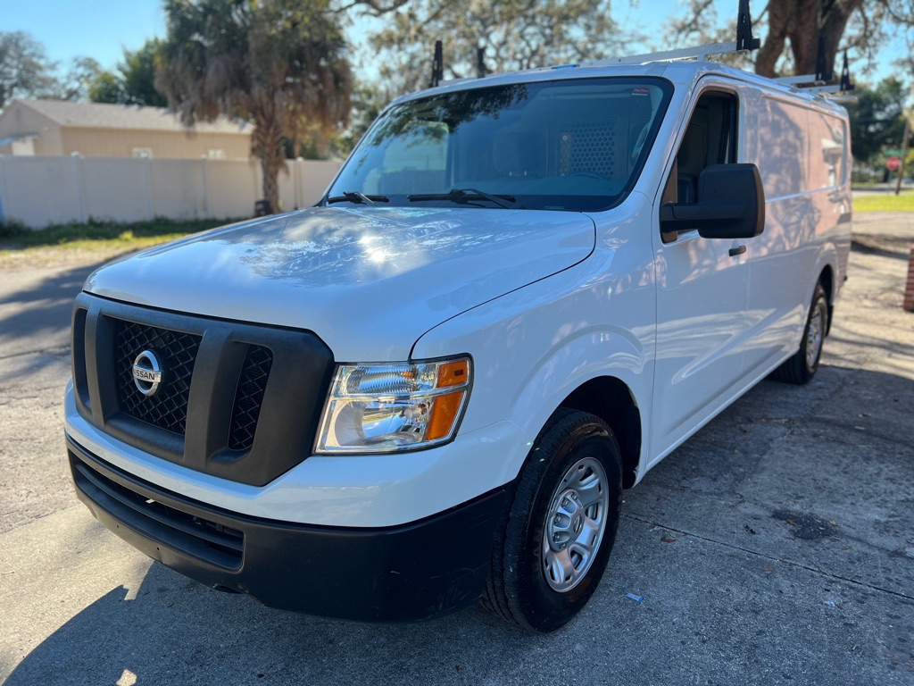 Photo 3 of this NISSAN NV