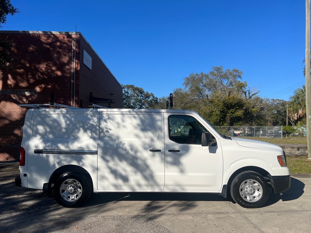 Photo 6 of this NISSAN NV