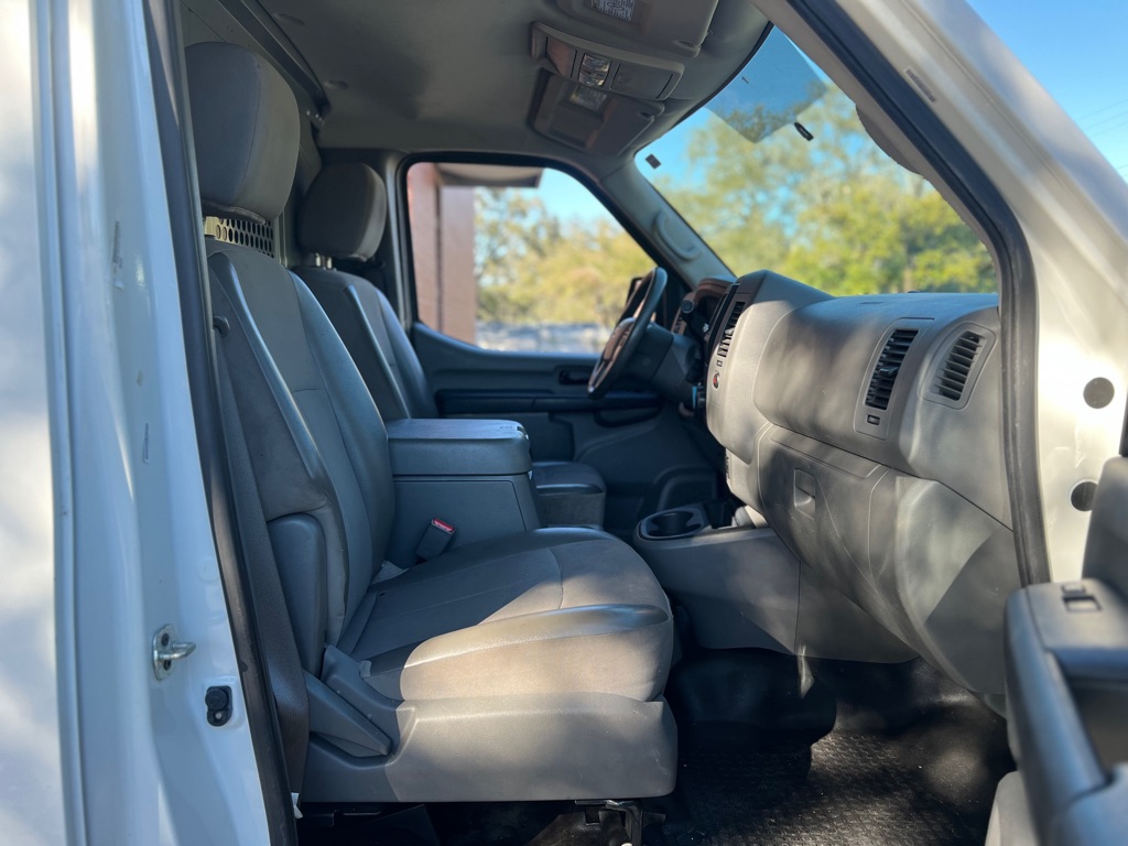 Photo 22 of this NISSAN NV