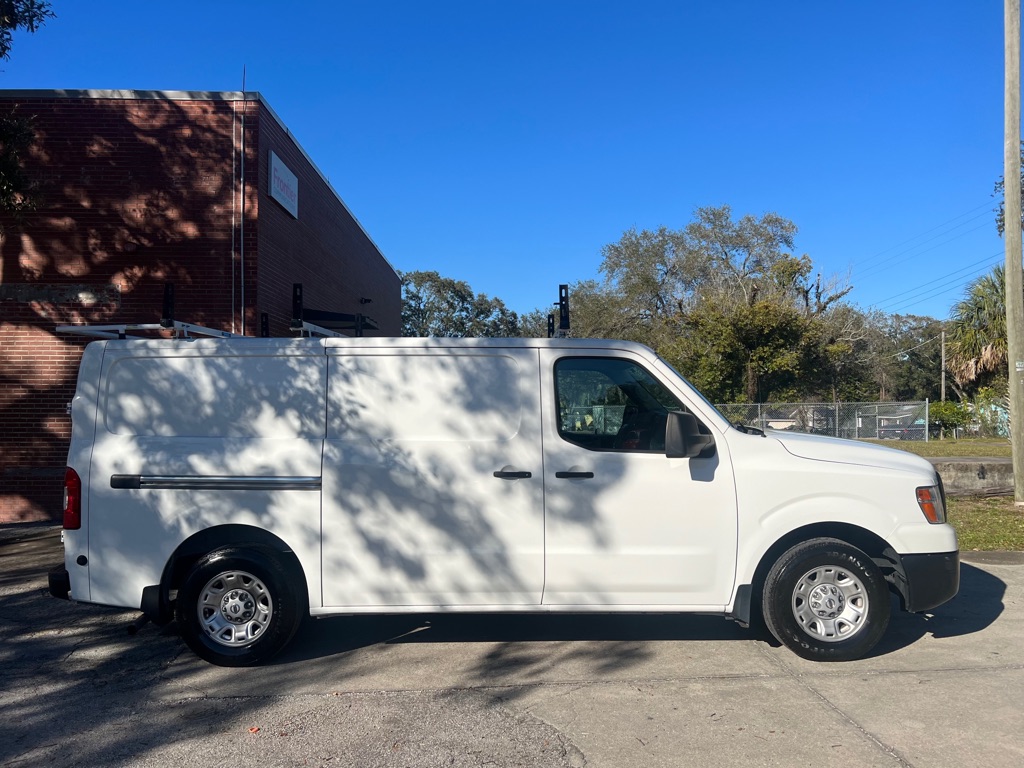 Photo 33 of this NISSAN NV