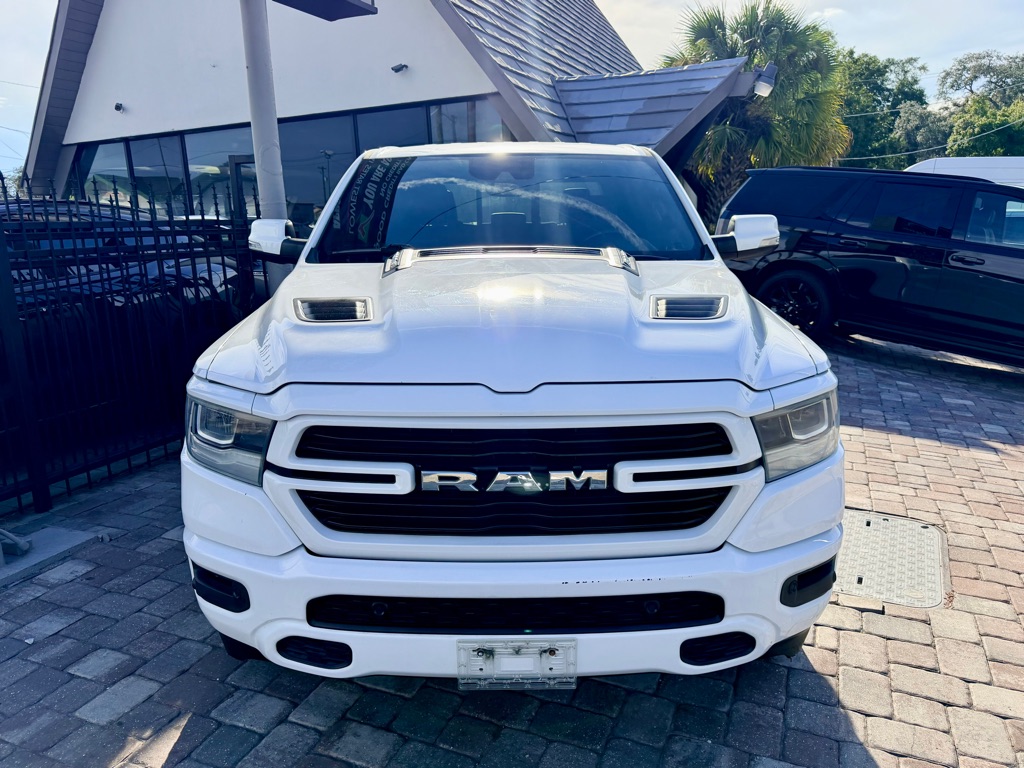 Photo 4 of this RAM 1500