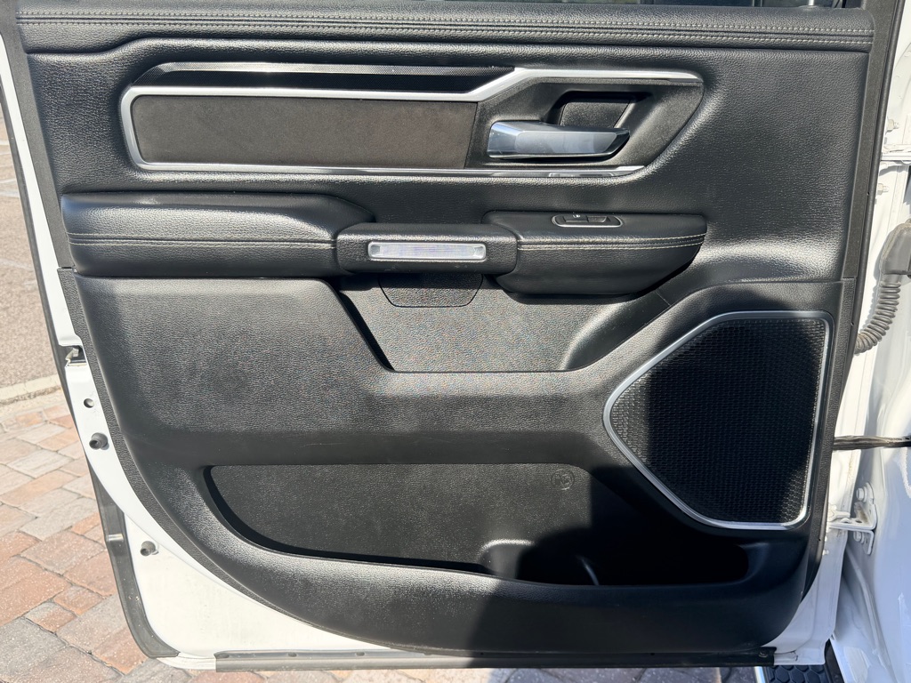 Photo 26 of this RAM 1500