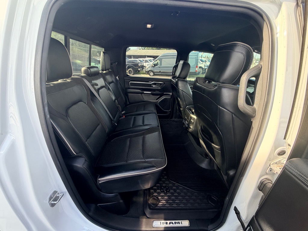 Photo 18 of this RAM 1500