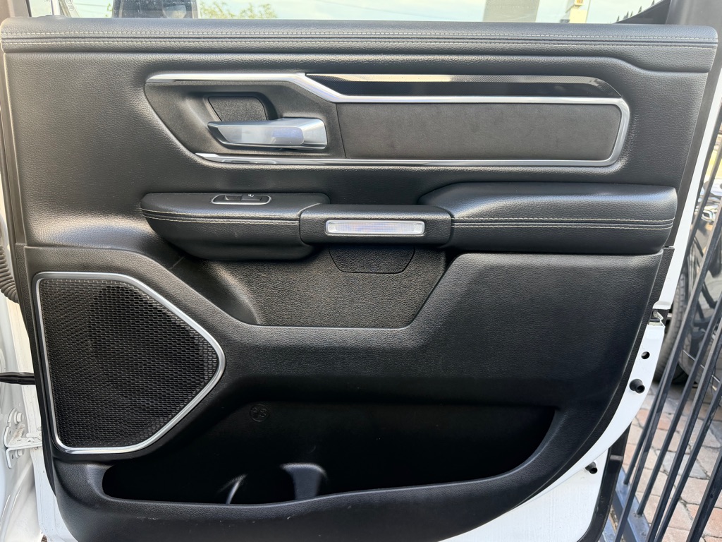 Photo 29 of this RAM 1500