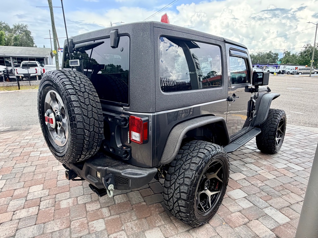 Photo 9 of this JEEP WRANGLER