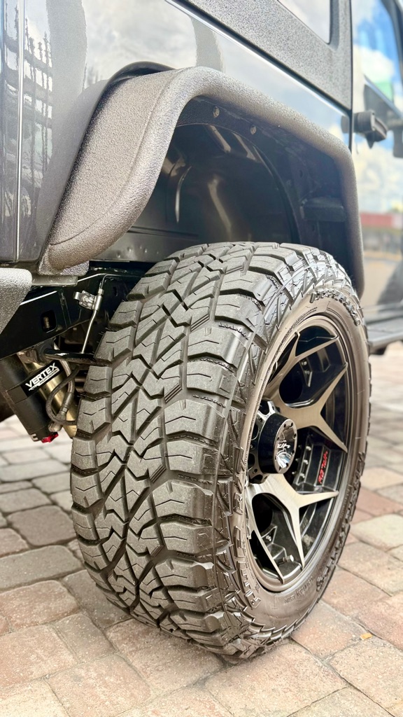 Photo 10 of this JEEP WRANGLER