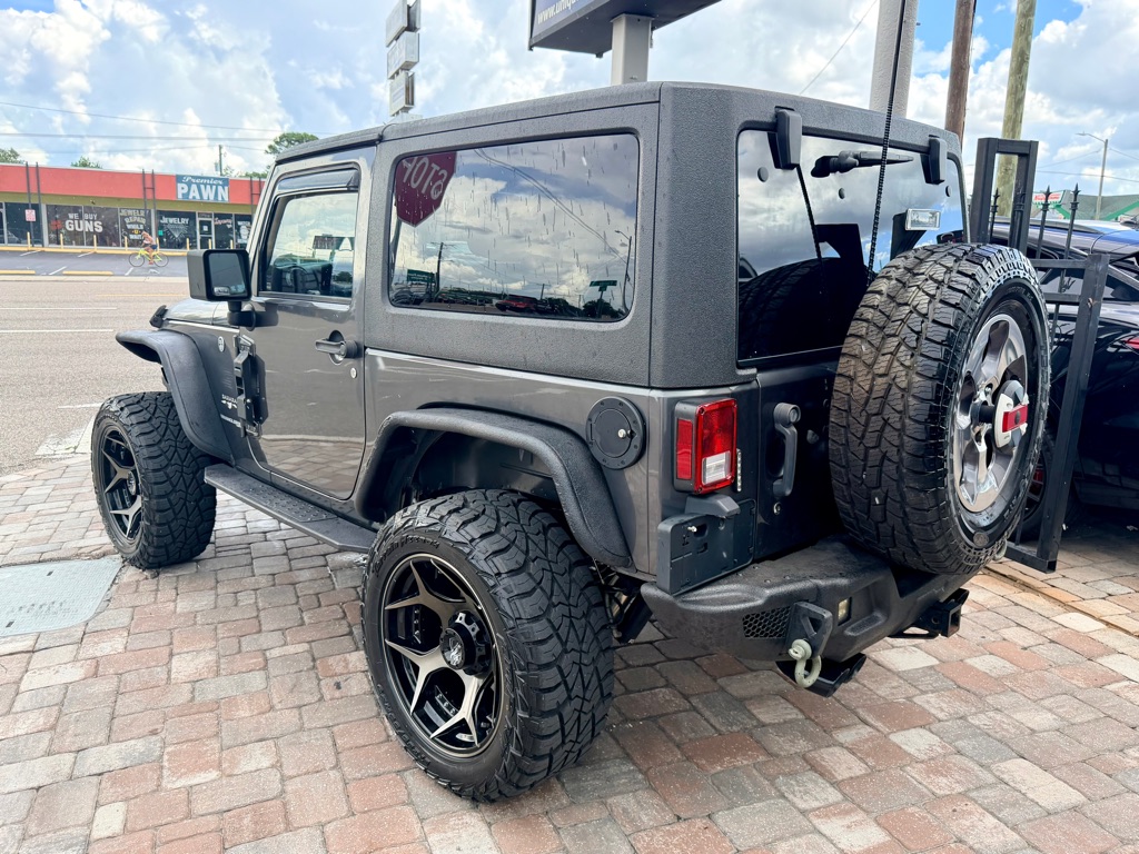 Photo 7 of this JEEP WRANGLER