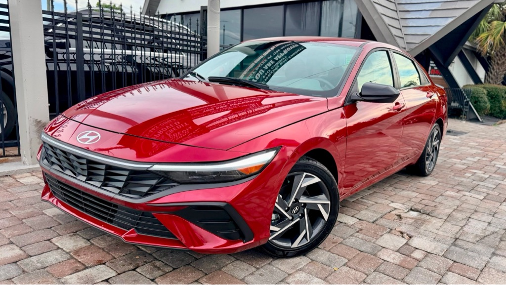 2025 HYUNDAI ELANTRA