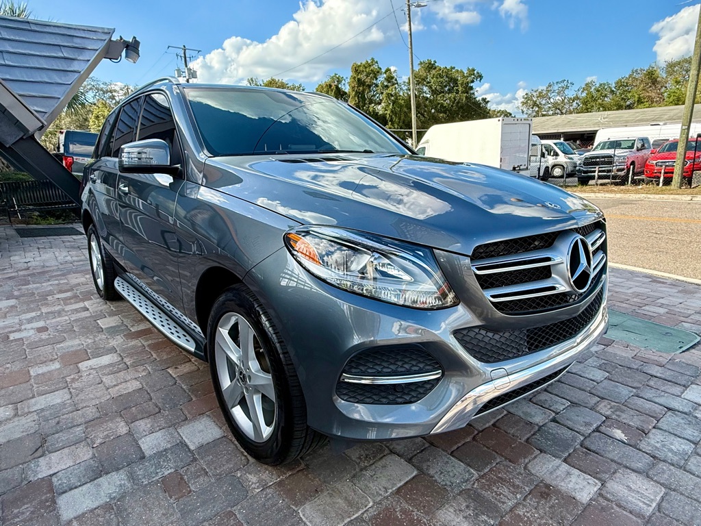 Photo 3 of this MERCEDES-BENZ GLE