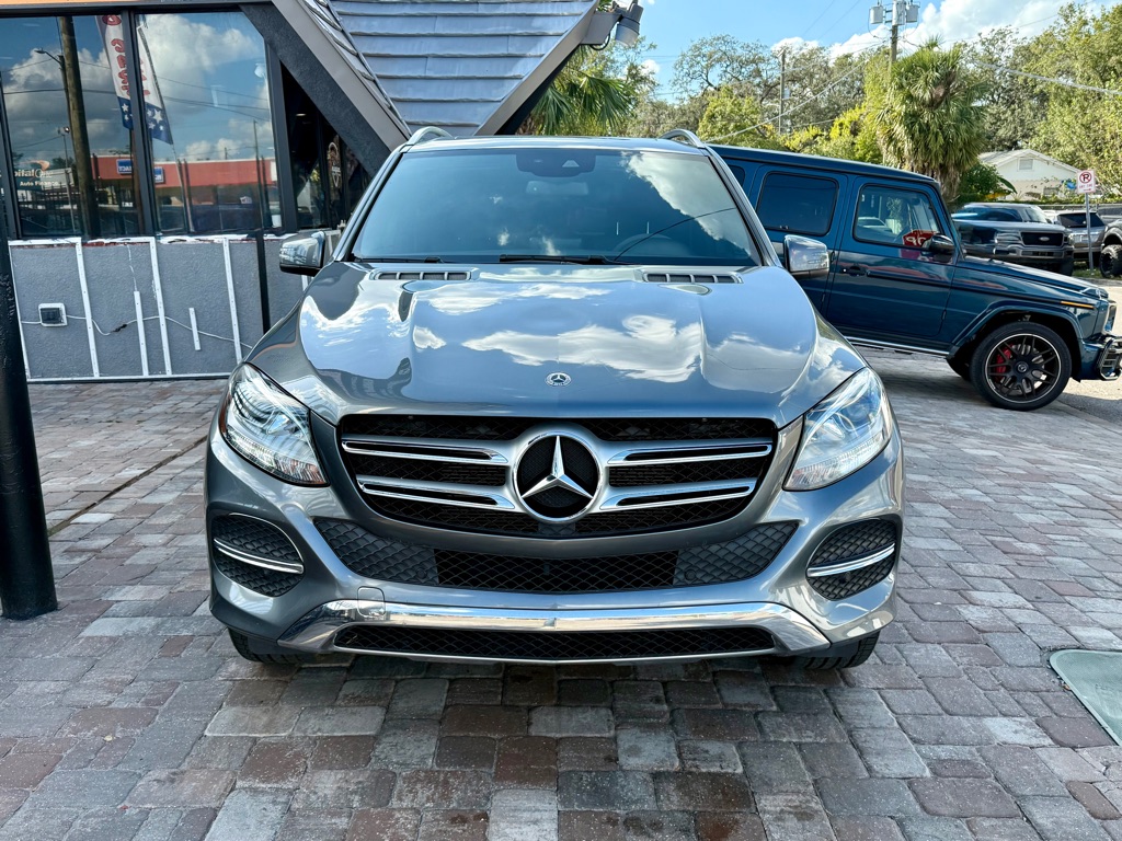 Photo 4 of this MERCEDES-BENZ GLE