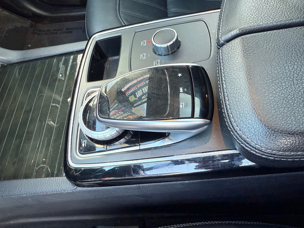 Photo 18 of this MERCEDES-BENZ GLE