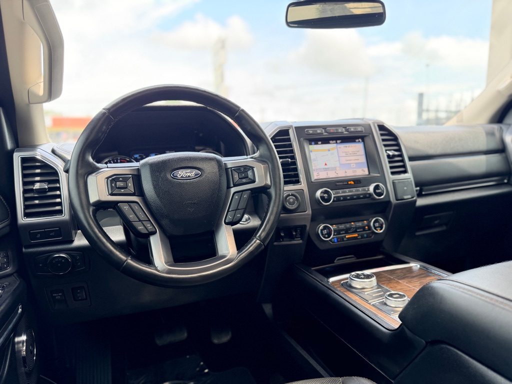 Photo 29 of this FORD EXPEDITION