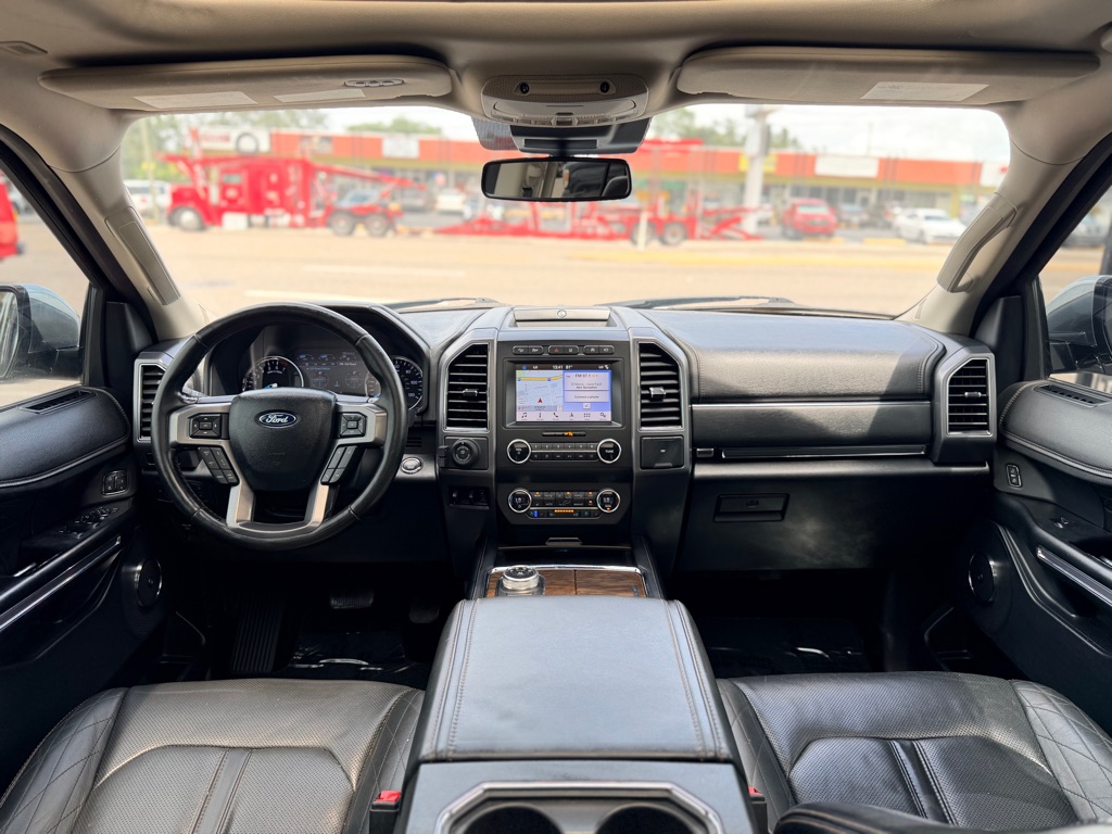 Photo 28 of this FORD EXPEDITION