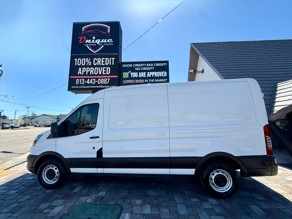 Photo 6 of this FORD TRANSIT