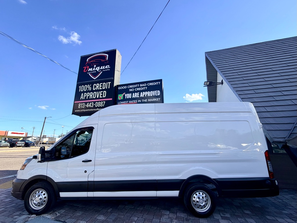 Photo 21 of this FORD TRANSIT