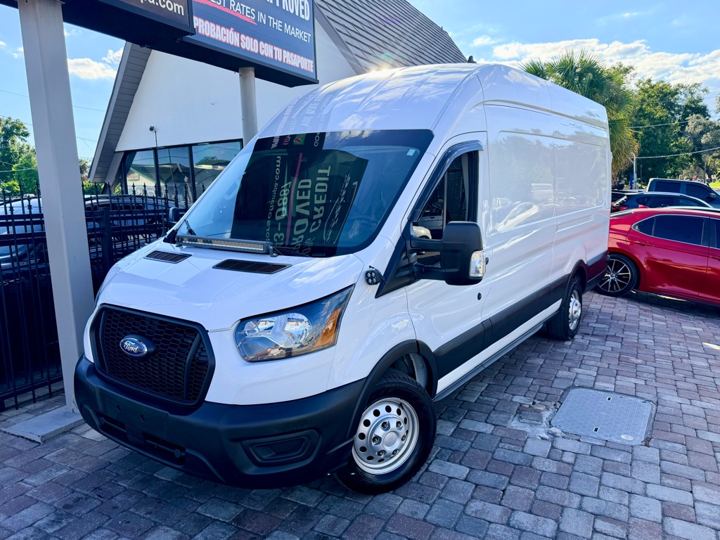 Photo 24 of this FORD TRANSIT