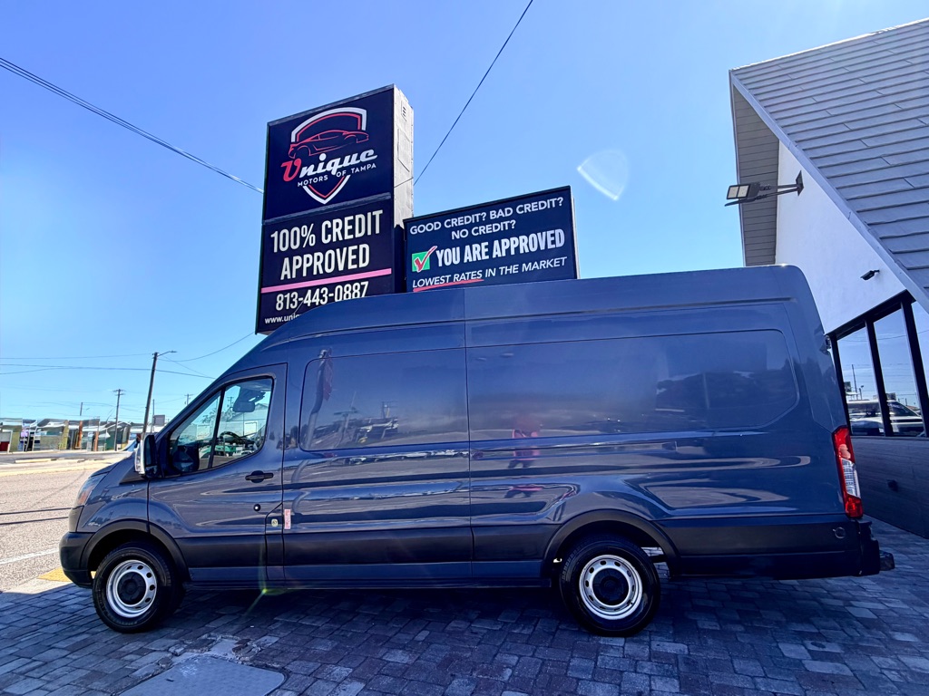 Photo 6 of this FORD TRANSIT
