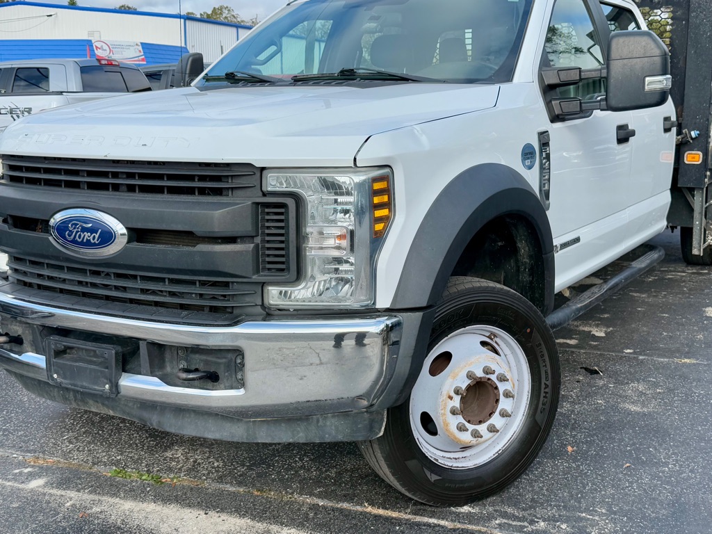 Photo 21 of this FORD F450