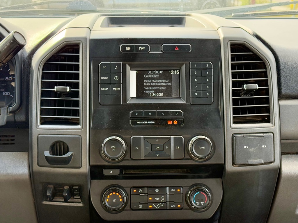 Photo 13 of this FORD F450