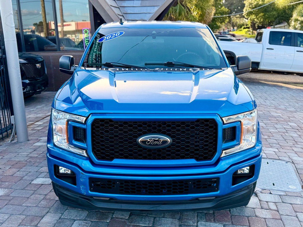 Photo 5 of this FORD F150