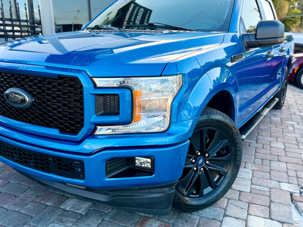 Photo 28 of this FORD F150