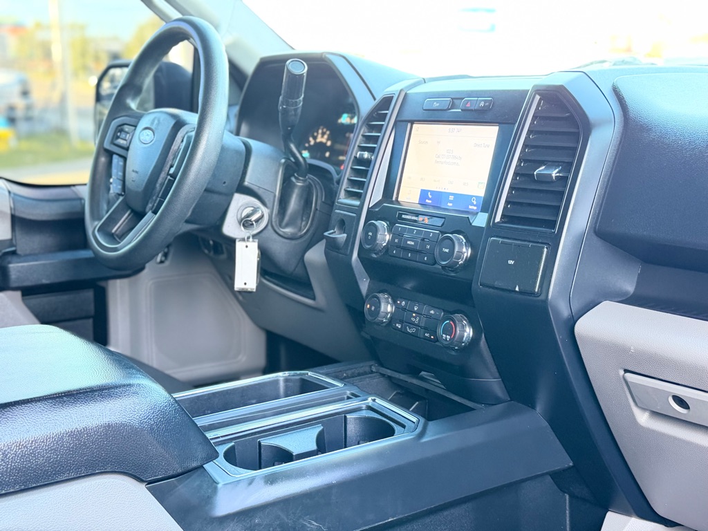 Photo 26 of this FORD F150