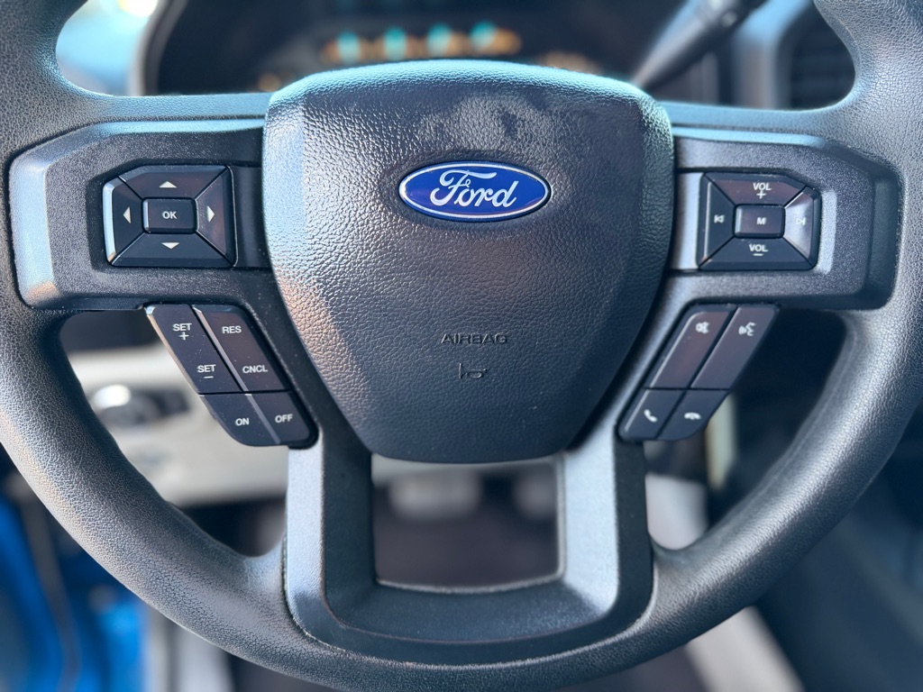Photo 19 of this FORD F150
