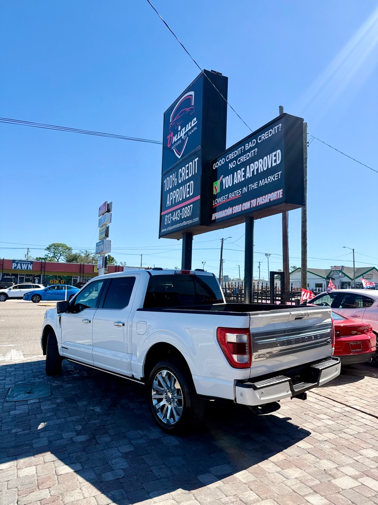 Photo 2 of this FORD F150 LIMITED
