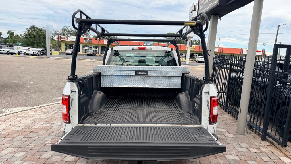 Photo 15 of this FORD F150