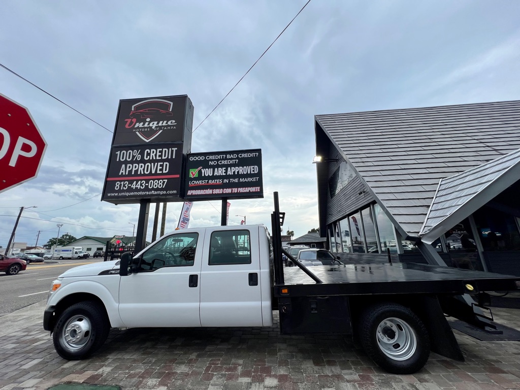 Photo 6 of this FORD F350