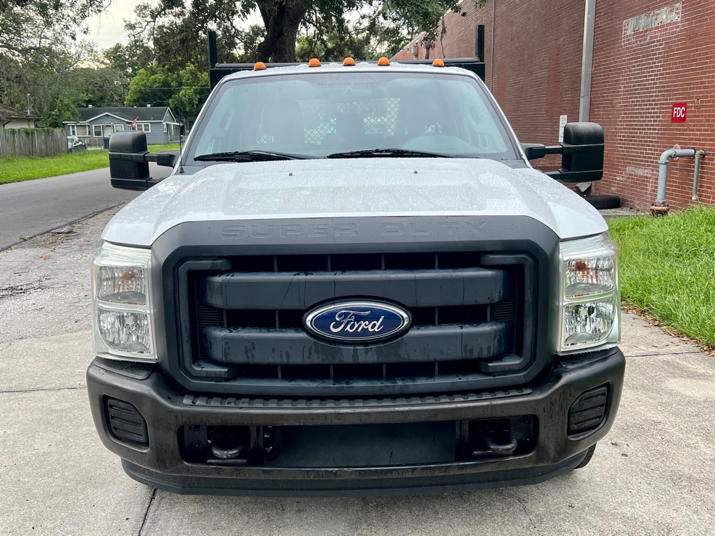 Photo 38 of this FORD F350