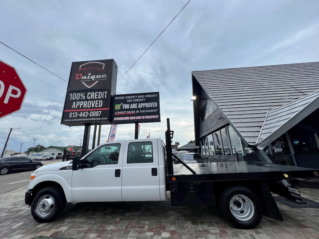 Photo 28 of this FORD F350